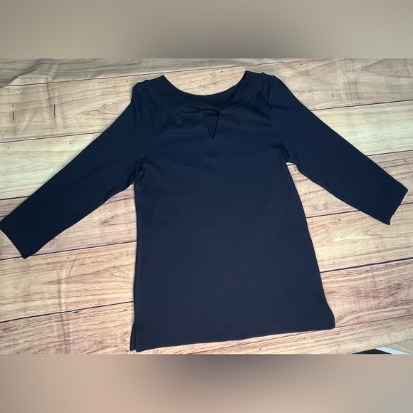 NWT Chicos twisted neck tee. Top 3/4 sleeves. Classic Navy - Picture 6 of 12
